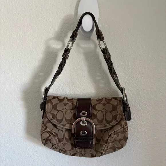 Y2K Coach Soho Signature Flap Buckle Small Canvas Shoulder Bag in Brown 060 6171 - Picture 1 of 11